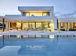 Landscaped luxury villa