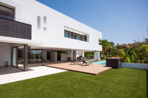 Modern family villa